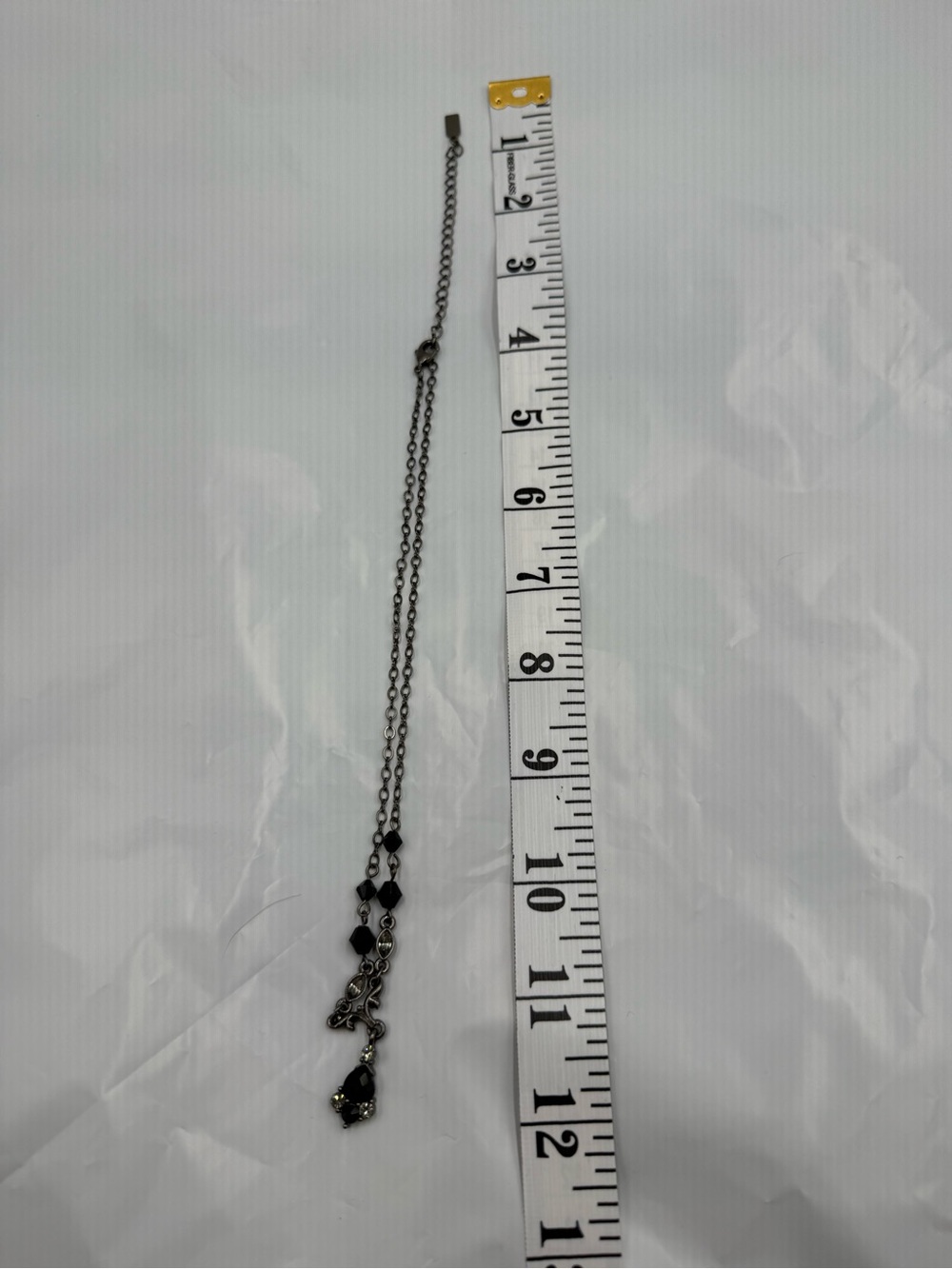 1928 Gunmetal Black Crystal Teardrop Pendant Necklace Vintage-Inspired - Picture 4 of 4